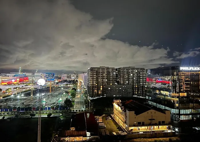 H Cloud Monarch Parksuites Near Moa And Casino Appartement *